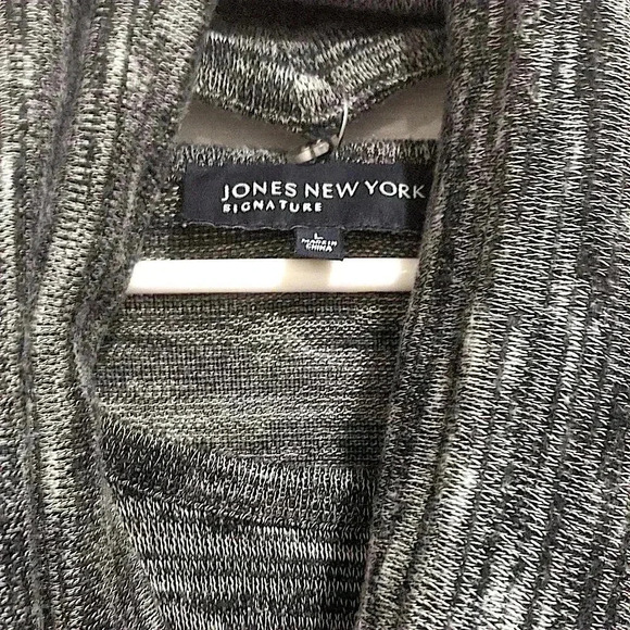 Jones New York Women’s Sweater w/ Scarf Sz. L -NWOT - Picture 3 of 5